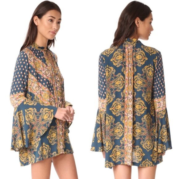 Free People Magical Mystery Trumpet Sleeve Tunic Blouse Size S EUC - Picture 2 of 13